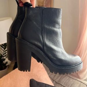 Dr Marten Magdalena boots.
